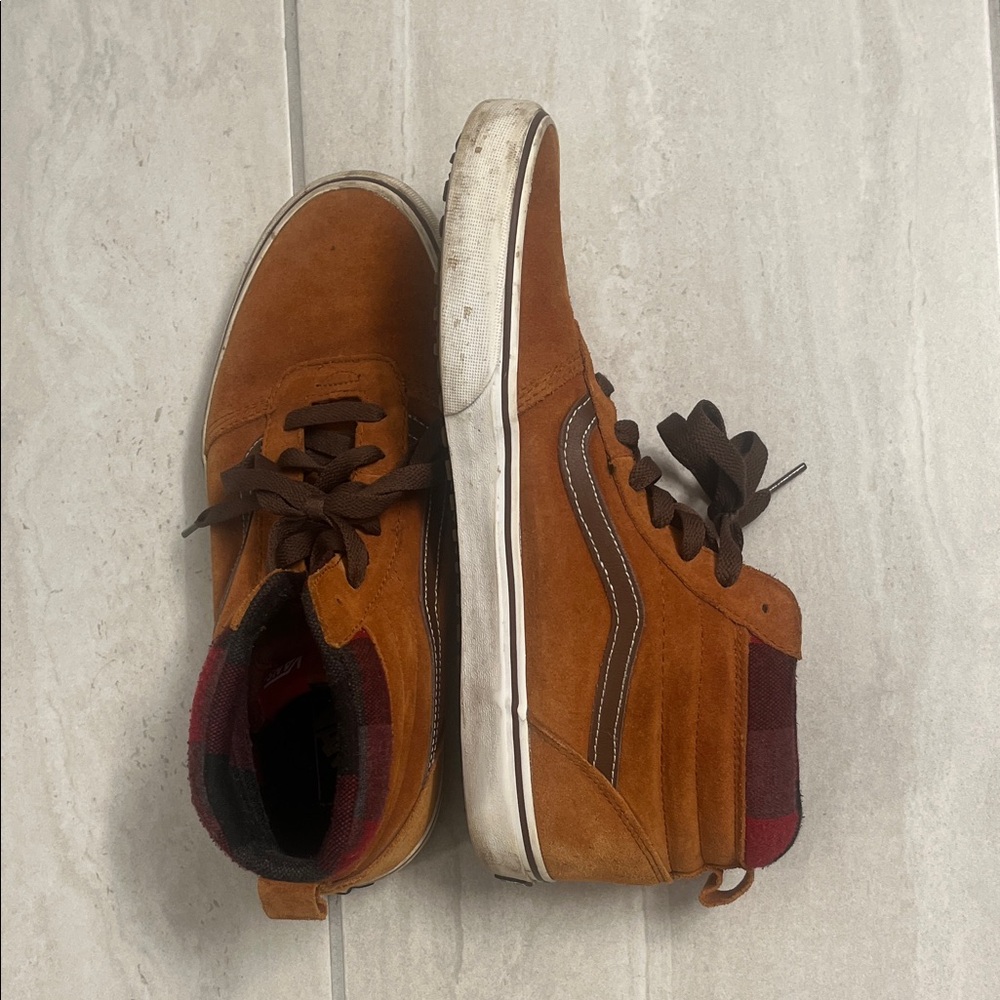 Vans Men's Tan and Red High-Top Sneakers - Picture 3 of 3